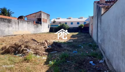 Ótimo terreno com 15,20m de frente . Com total de 537m² , terreno plano . Próximo ao asfalto e o centro da cidade.