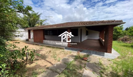 Imperdível oportunidade: Casa à venda em Araruama-RJ, bairro Coqueiral, 3 quartos, 1 suíte, 1 sala, 2 banheiros, 4 vagas, 100 m²!