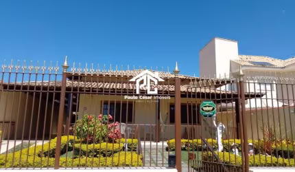 Imperdível Casa à Venda em Araruama-RJ, Parque Hotel: 3 Quartos, 1 Suíte, 4 Banheiros, 1 Vaga de Garagem, 204m². Aproveite!