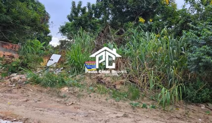Terreno  com área total de 525m² medindo 15x35.  Próximo a Rod. Amaral Peixoto.