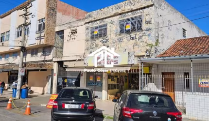 Oportunidade Imperdível: Comercial de 220,32 m² à venda no Centro de Araruama-RJ!