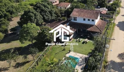 Linda chácara em Araruama/RJ para venda , aproximadamente 2000m2,bem localizada com todo comércio a sua volta , localizada a 5km da cidade e das praia