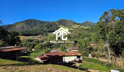 Terreno à venda em Nova Friburgo-RJ, bairro Mury, 650m² de área. Confira já!
