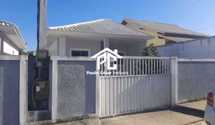 Imóvel à venda: Casa com 2 quartos e vaga de garagem na Fazendinha, Araruama-RJ. Venha conferir!