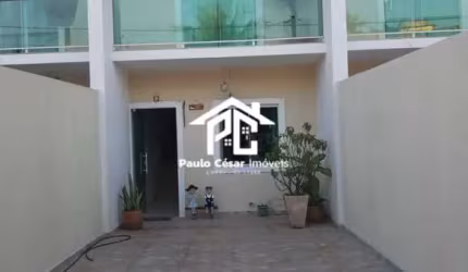 Imperdível! Casa à venda em Araruama-RJ, Vila Capri: 2 quartos, 1 suíte, 1 sala, 2 banheiros, 2 vagas de garagem, 101,94 m².
