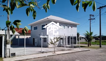 Casa à venda em Araruama-RJ, Fazendinha: 3 quartos, 2 suítes, 1 sala, 1 banheiro, 4 vagas de garagem, 161 m².