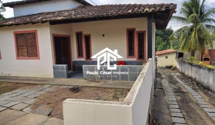 Imperdível oportunidade de compra! Casa à venda em Araruama-RJ, no bairro Parque Hotel, com 4 quartos, 1 suíte e muito mais!