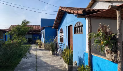 Casa em Condomínio na Lagoinha, Araruama-RJ: 4 Quartos, 3 Suítes, 150m² - Imperdível!
