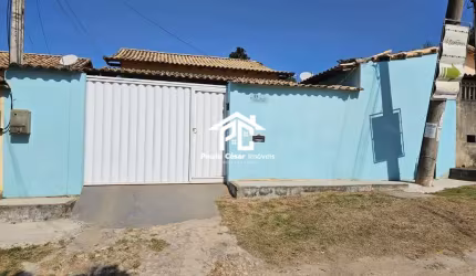 Imperdível oportunidade: Casa à venda em Araruama-RJ, Nossa Senhora de Nazareth. 3 quartos, 1 suíte, 1 vaga. Venha conferir!