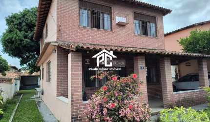 Casa de 5 Quartos na Praia do Hospício, Araruama-RJ: 210m², 4 Banheiros, 2 Vagas de Garagem. Imperdível!