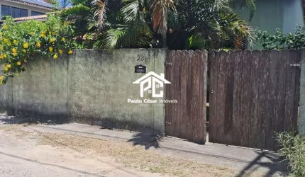Casa à venda em Araruama-RJ: 2 quartos, 1 suíte, 1 sala, 1 banheiro, garagem, 68m² no Rio do Limão!