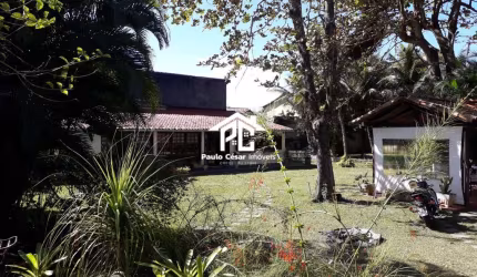 Casa à venda na Pontinha, Araruama-RJ: 3 quartos, 2 suítes, 1 sala, 1 banheiro, 1 vaga, 1464M²  de área!