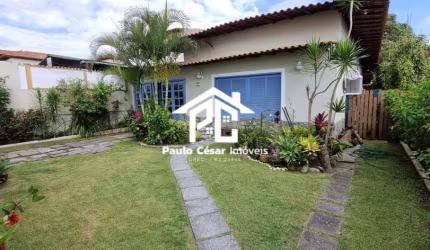 Imperdível: Casa à venda em Araruama-RJ - Bairro Pontinha! 3 quartos, 1 suíte, 1 sala, 1 banheiro e anexo nos fundos. Frente para a lagoa!