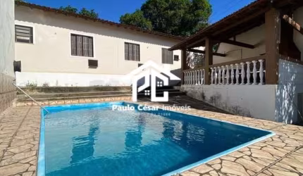 Casa para locação no bairro Viaduto, Araruama-RJ: 3 quartos, 1 suíte, 1 sala, 1 vaga de garagem, 70,00m² - Com PISCINA!
