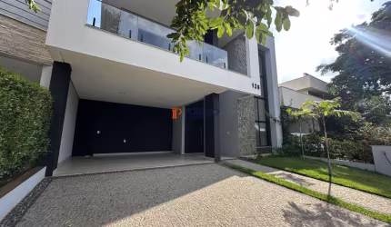Sobrado à venda no condomínio Reserva Real Paulínia!