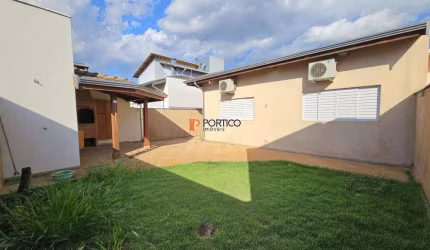 Casa térrea no condomínio Terras do Fontanário em Paulínia