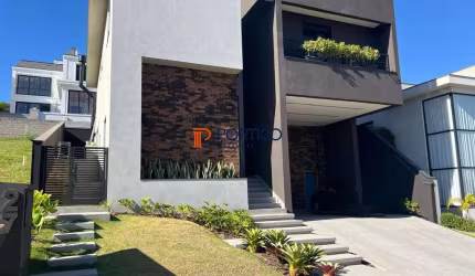 Casa à venda com piscina no Alphaville Dom Pedro 2 em Campinas/SP