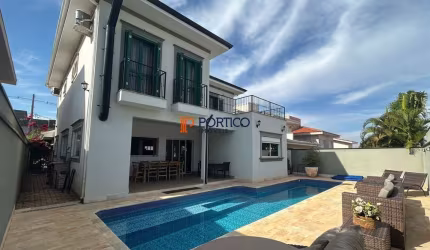 Sobrado com 3 Suítes e Piscina - Terras do Cancioneiro - Paulínia