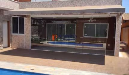 Sobrado à venda com piscina no condomínio Metropolitan, Paulínia/SP