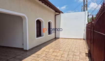 Sobrado a venda com 4 Dormitórios (1 Suíte) - Santa Genebra - Campinas
