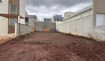 Terreno a venda no condomínio Terras da Estância em Paulínia.