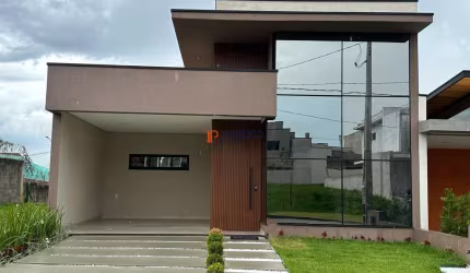 Linda casa a venda no Residencial Lírios em Paulínia!