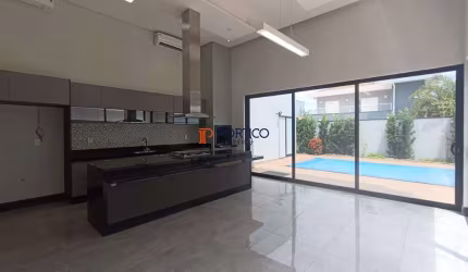 Casa Térrea com 3 Suítes + Piscina e Escritório em condomínio Paulínia