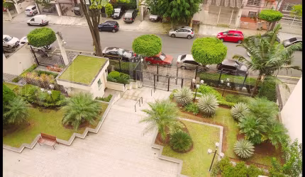 Lindo Apartamento de 210 m² 3 Dormitórios 3 Suite 4 Vagas em Moema