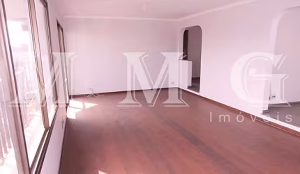 AMPLO- 200 M² - 3 VAGAS - VARANDA - PISO DE MADEIRA