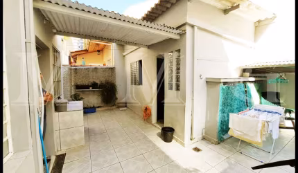 Sobrado, 3 dormitórios ,2 vagas, 3 banheiros, entrada lateral