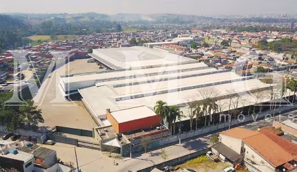 Galpão modular de 27 mil m² na Rodovia Ayrton Senna