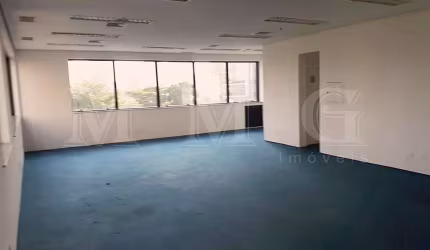 Excelente conjunto comercial 280 m2 de vão livre, 8 vagas ,próximo a estação do metro faria lima