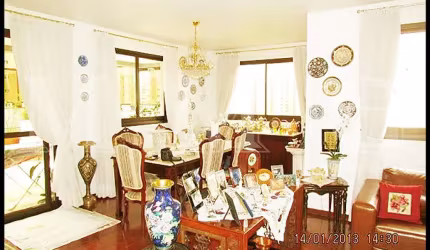 1§ PISO. LIVING P/ 3 AMBS LAREIRA LAVABO COPA COZ AS QE WC TERRACO PISCINA CHURRASQ.  2§ PISO. 2 STE