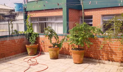 Cambuci / aclimação: Sobrado 3 D sendo 1 suíte 4 Gar. 247 m² á C.