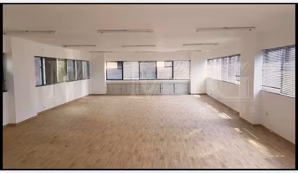 Conjunto comercial 114 m2 de vão livre , 2 banheiros , 1 vaga de garagem , a 2 quadra da av paulista