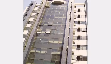 Conjunto Comercial 200 m2,totalmente mobiliado,7 salas , 10 vagas,próximo ao metro santa cruz