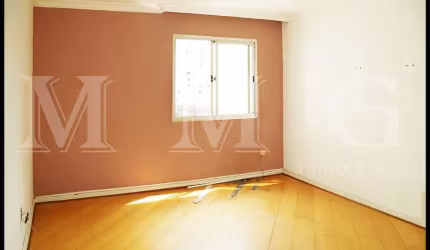 Apartamento 2 quartos 1 vaga Vila Mariana próximo Metro Santa Cruz