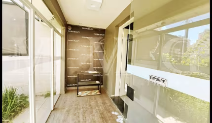 Sobrado comercial + Galpão com 2 andares