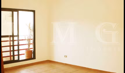 Apartamento na Sé  R das Carmelitas 40 m² com varanda