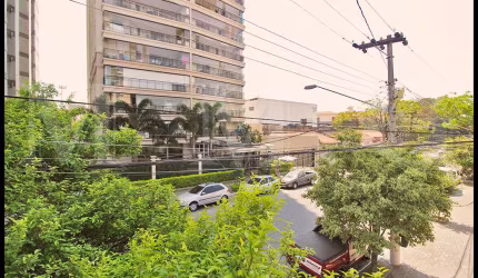 Lindo Sobrado Totalmente Reformado de 106 m² com 2 Dormitórios 1 Vaga no Ipiranga