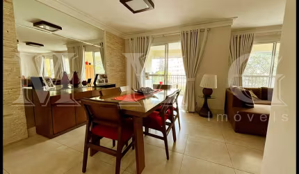 Apartamento a venda na Aclimação 176m², 3 suítes, 3 vagas, reformado