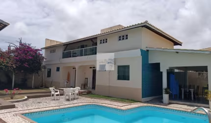 Casa em Vilas do Atlântico  -  Lauro de Freitas