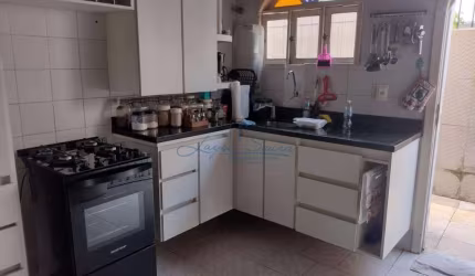 Casa de rua em Vilas do Atlântico  -  Lauro de Freitas