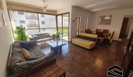 EXCELENTE LOCALIZAÇÃO, 200M DO MAR!