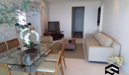 LINDO APARTAMENTO, VISTA AO MAR!