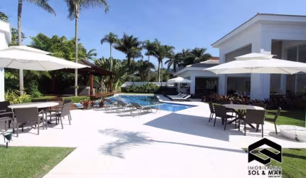 LINDA CASA, CONDOMÍNIO FECHADO, 1000m² ÁREA ÚTIL!