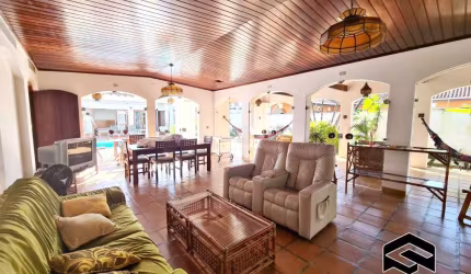 CASA TÉRREA, LADO PRAIA!