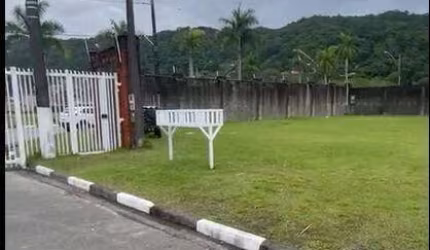 TERRENO 530 METROS EM CONDOMÍNIO FECHADO