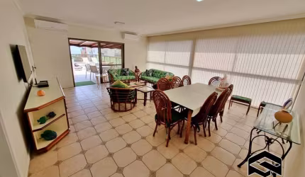 COBERTURA PENTHOUSE, VISTA AO MAR, 250m DA PRAIA!