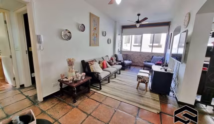 AMPLO APARTAMENTO, 100m DO MAR, 01 VAGA!